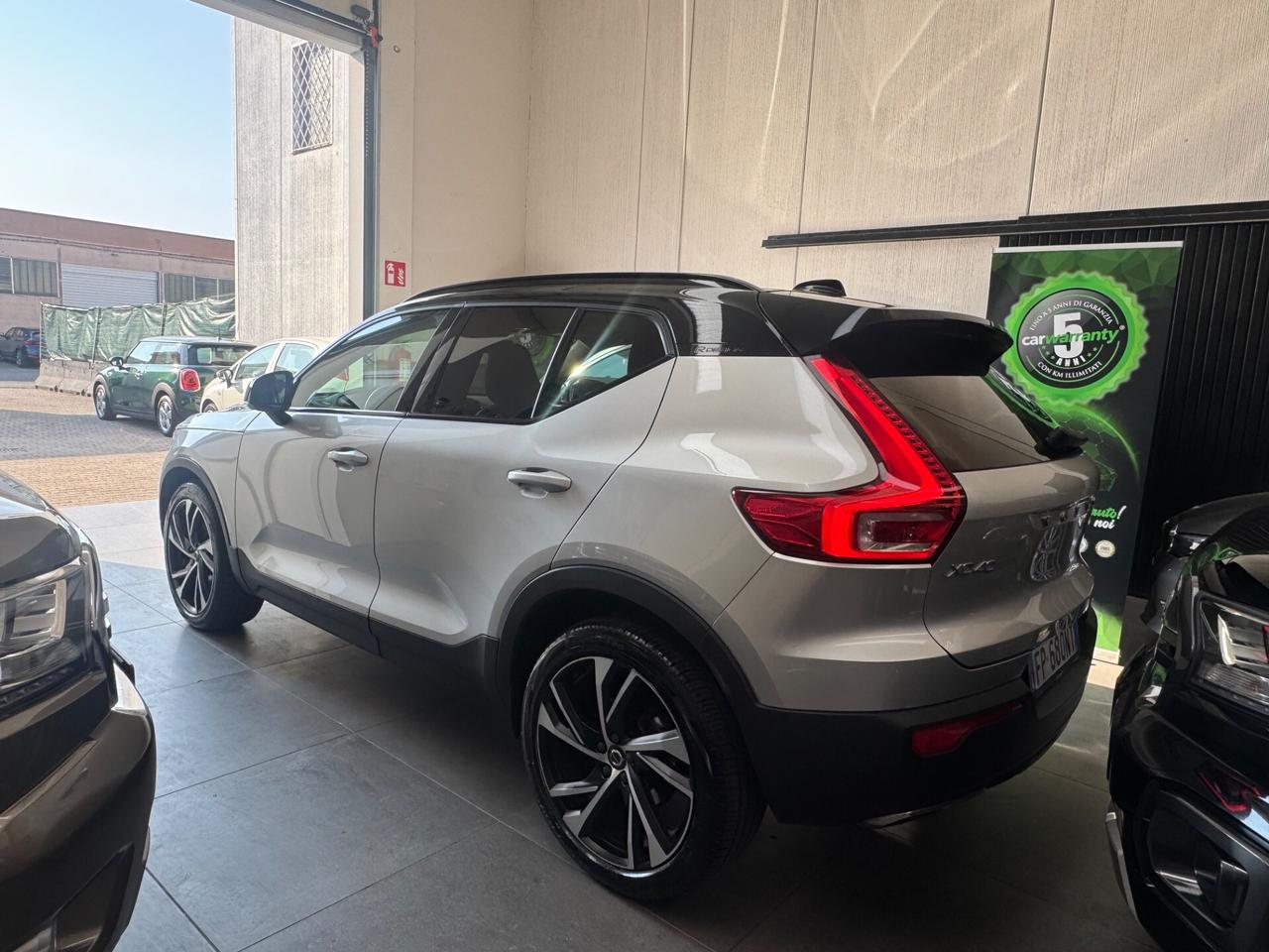 Volvo XC40 D4 AWD Geartronic R-design Full Optional