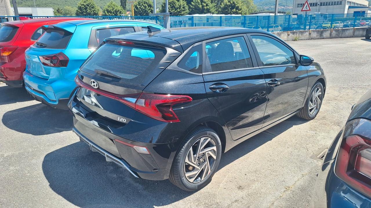 HYUNDAI i10 PRONTA CONSEGNA KM0
