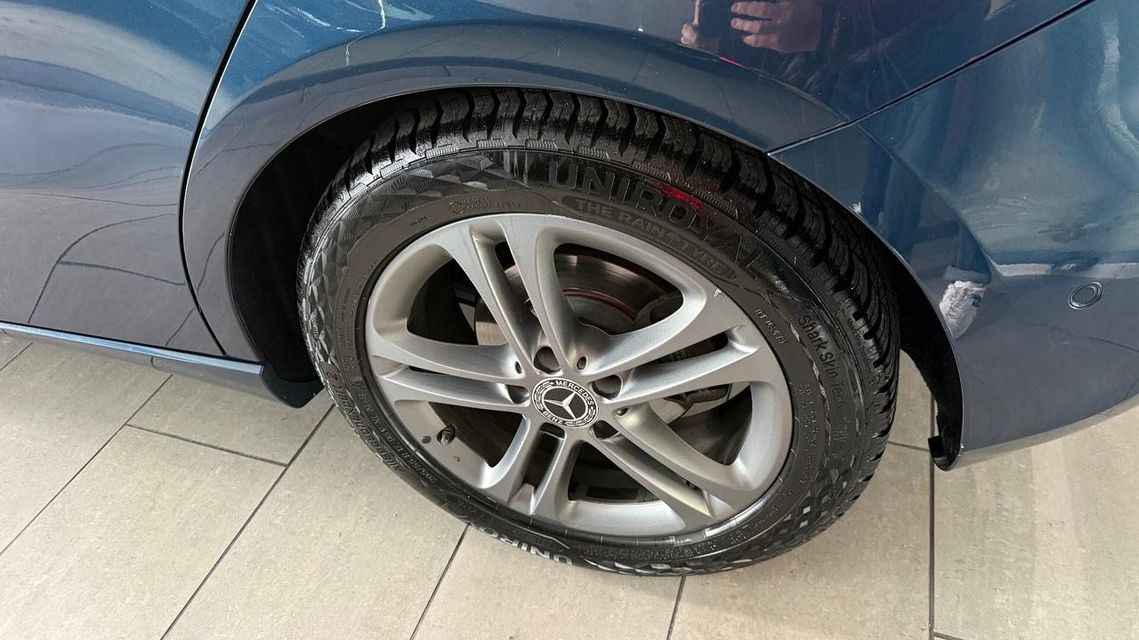 Mercedes-benz A 180 d Automatic TETTO APRIBILE