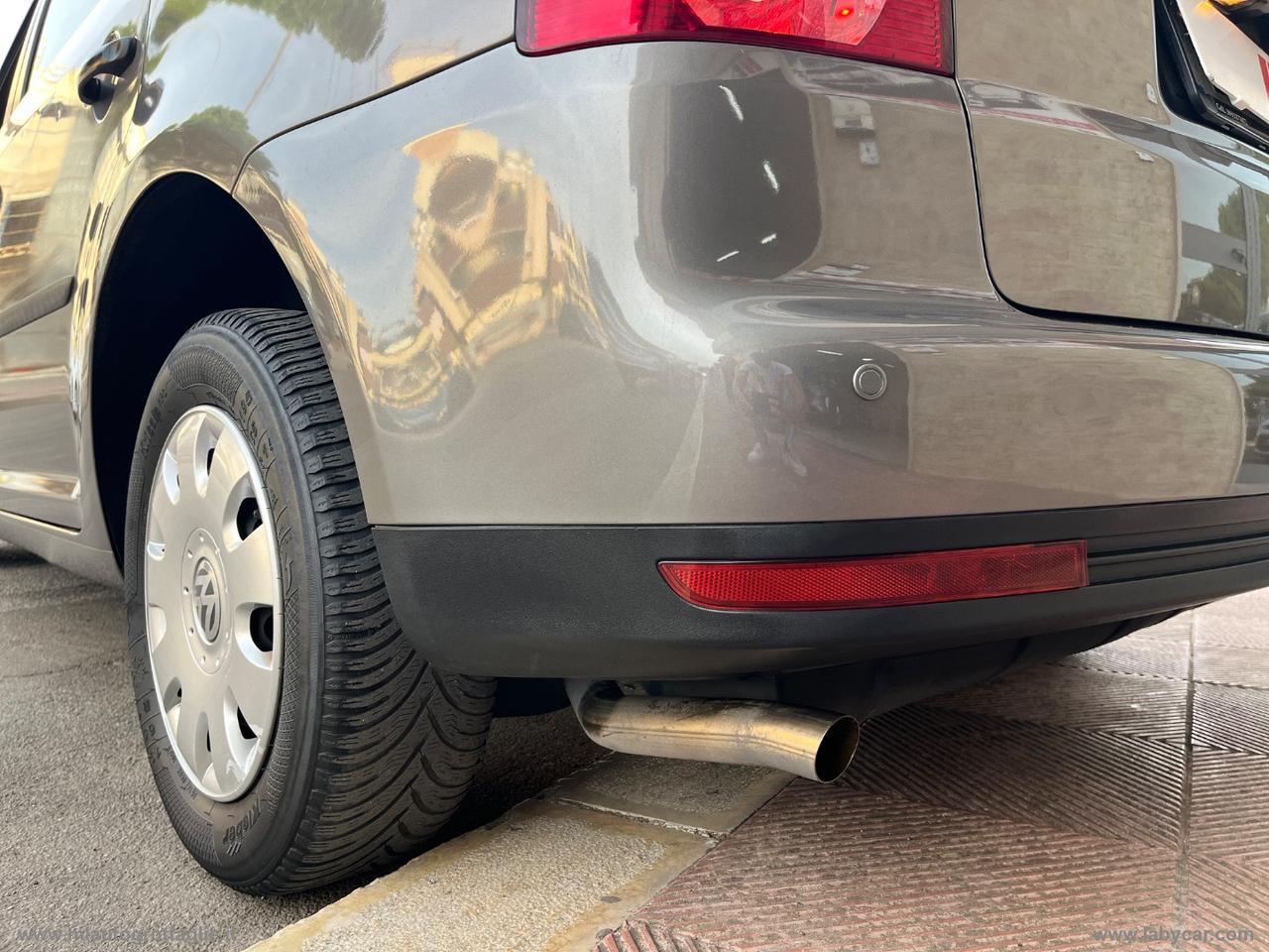 VOLKSWAGEN Touran 2.0 Highline Ecofuel
