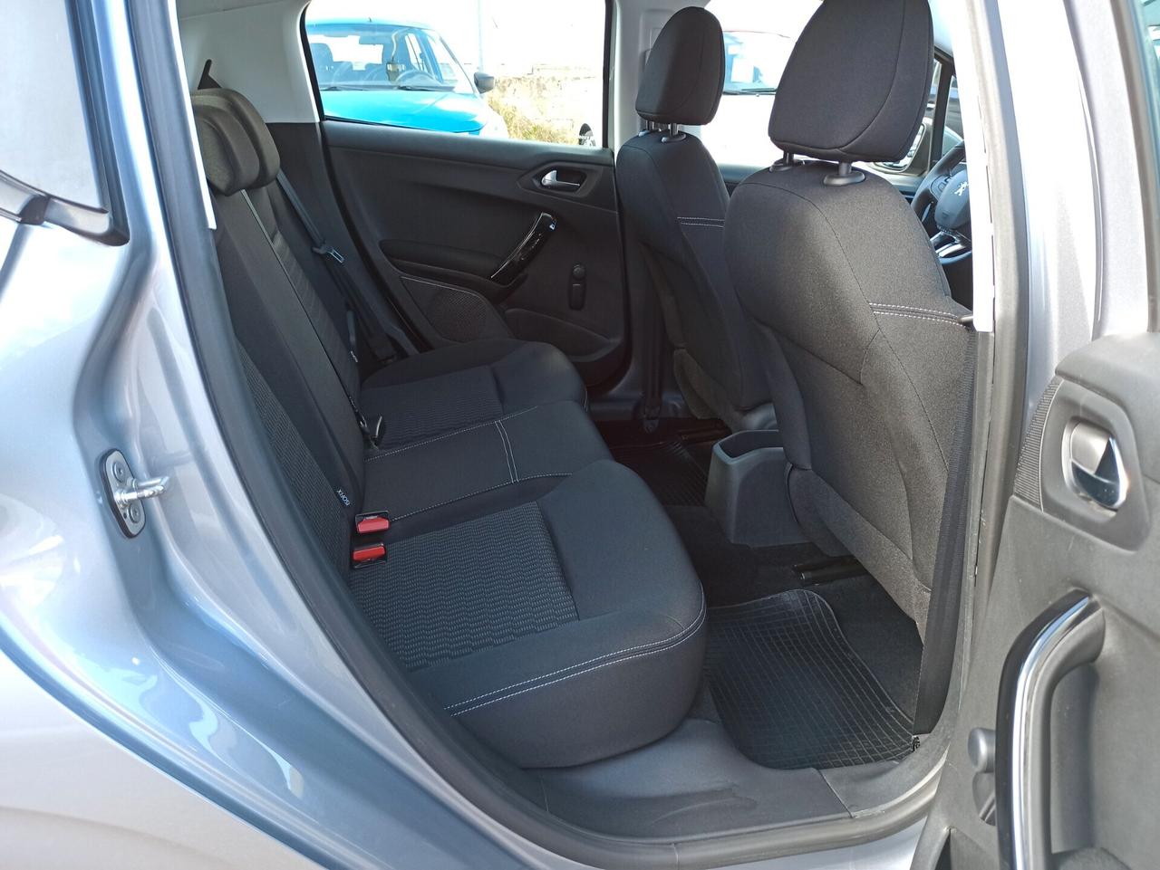 Peugeot 208 BlueHDi 100 cv 6m S&S 5 porte Active