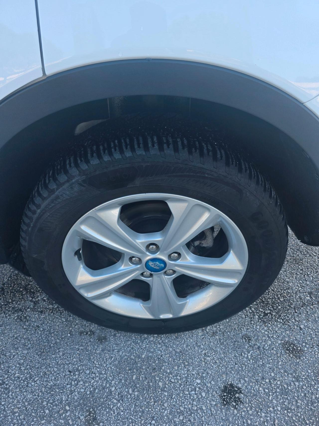 Ford Kuga Titanium km certificati