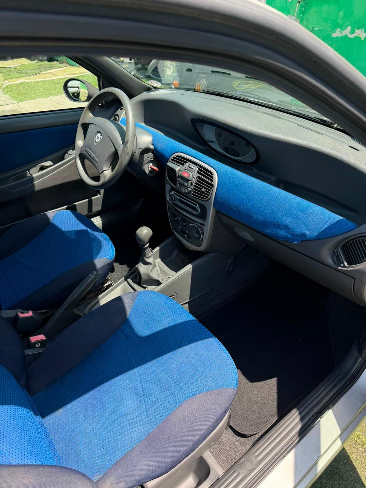 Lancia Ypsilon 1.2 Benzina