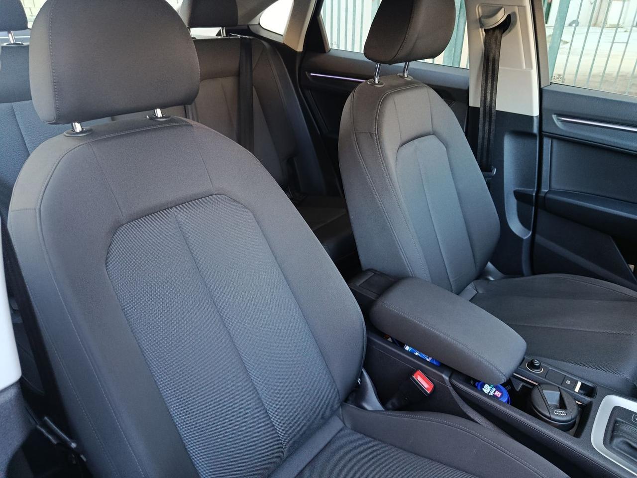 Audi Q3 Business Plus 2.0 35 TDI #8094