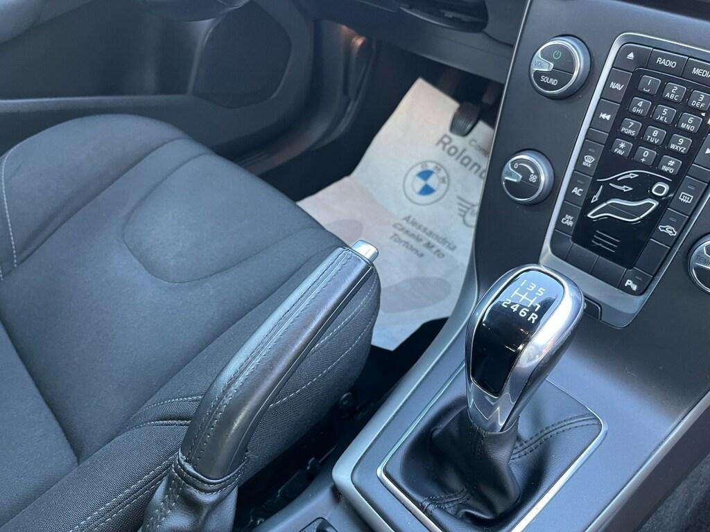 Volvo V40 2.0 D2 R-Design