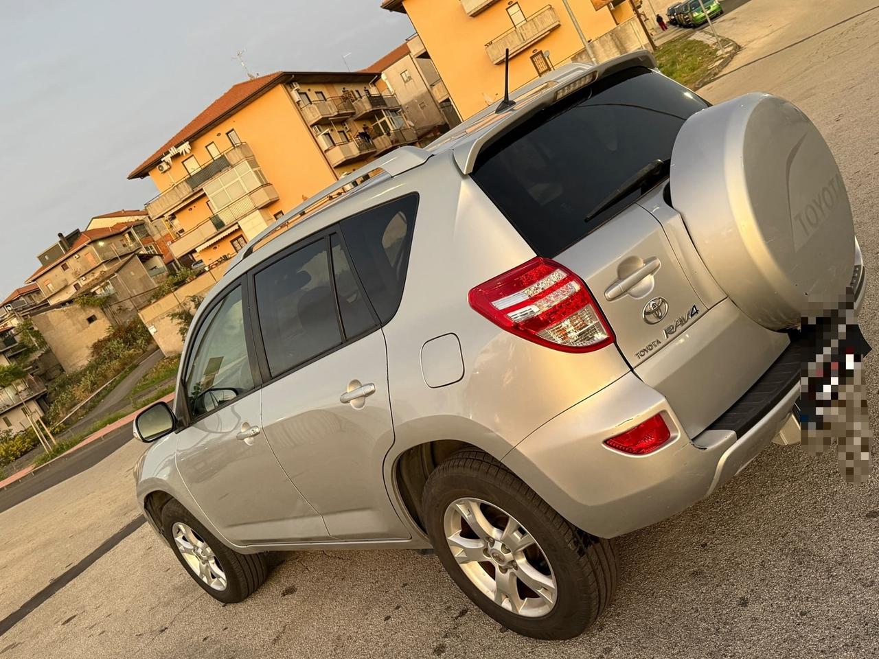 Toyota RAV 4 RAV4 Crossover 2.2 D-4D 150 CV DPF Exclusive