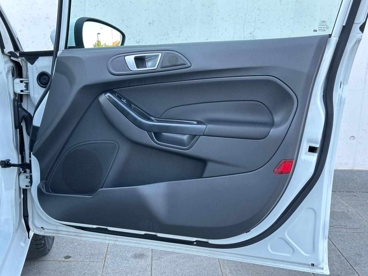Ford Fiesta 1.4 5 porte GPL unico proprietario