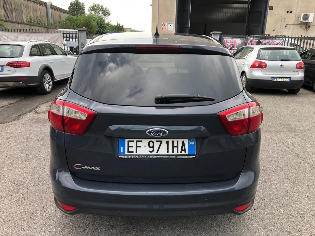 Ford B-Max Titanium