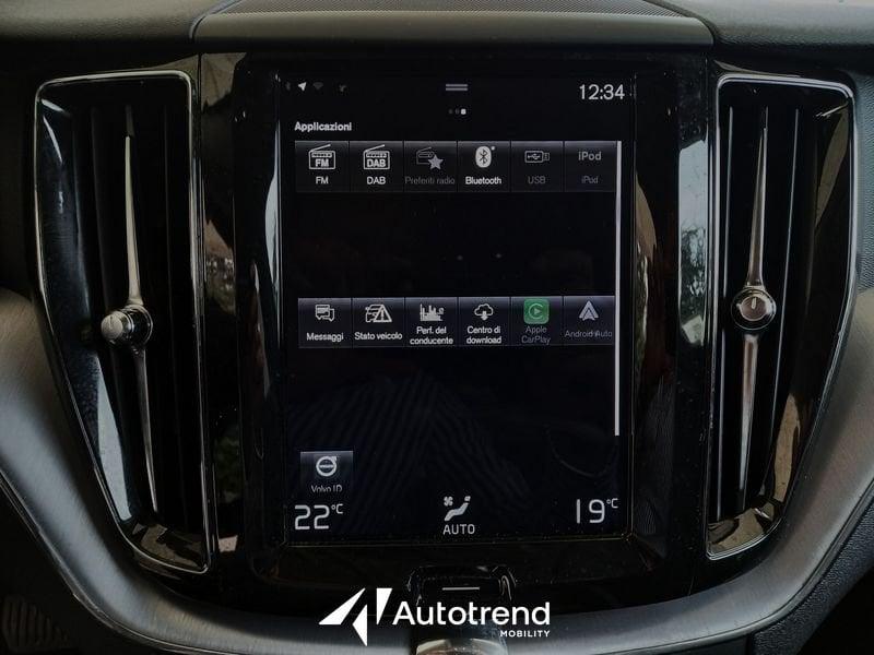 Volvo XC60 B4 197+14 CV AWD Automatica Mild Hybrid Momentum Pro