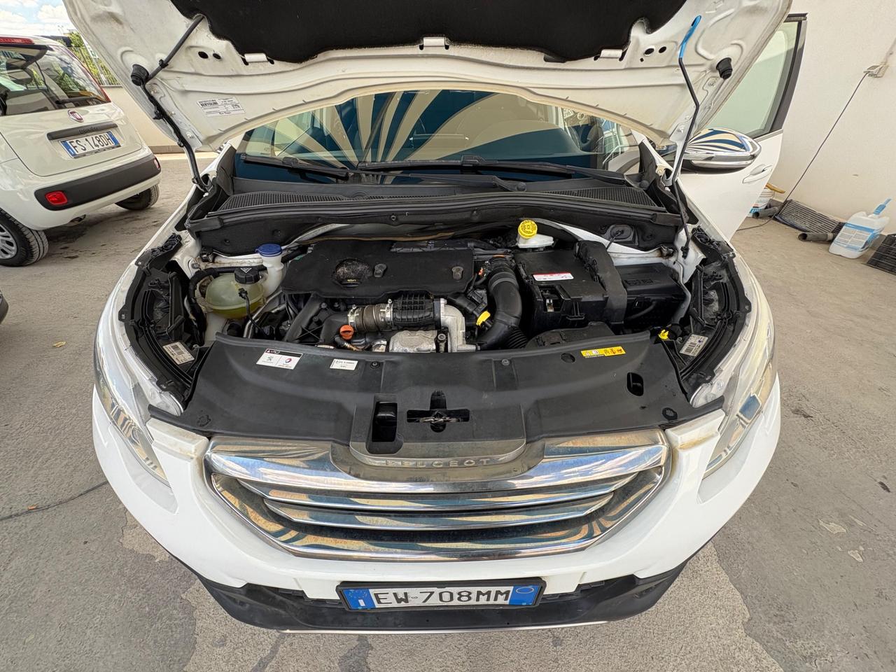 Peugeot 2008 1.6 e-HDi 92 CV Stop&Start Allure