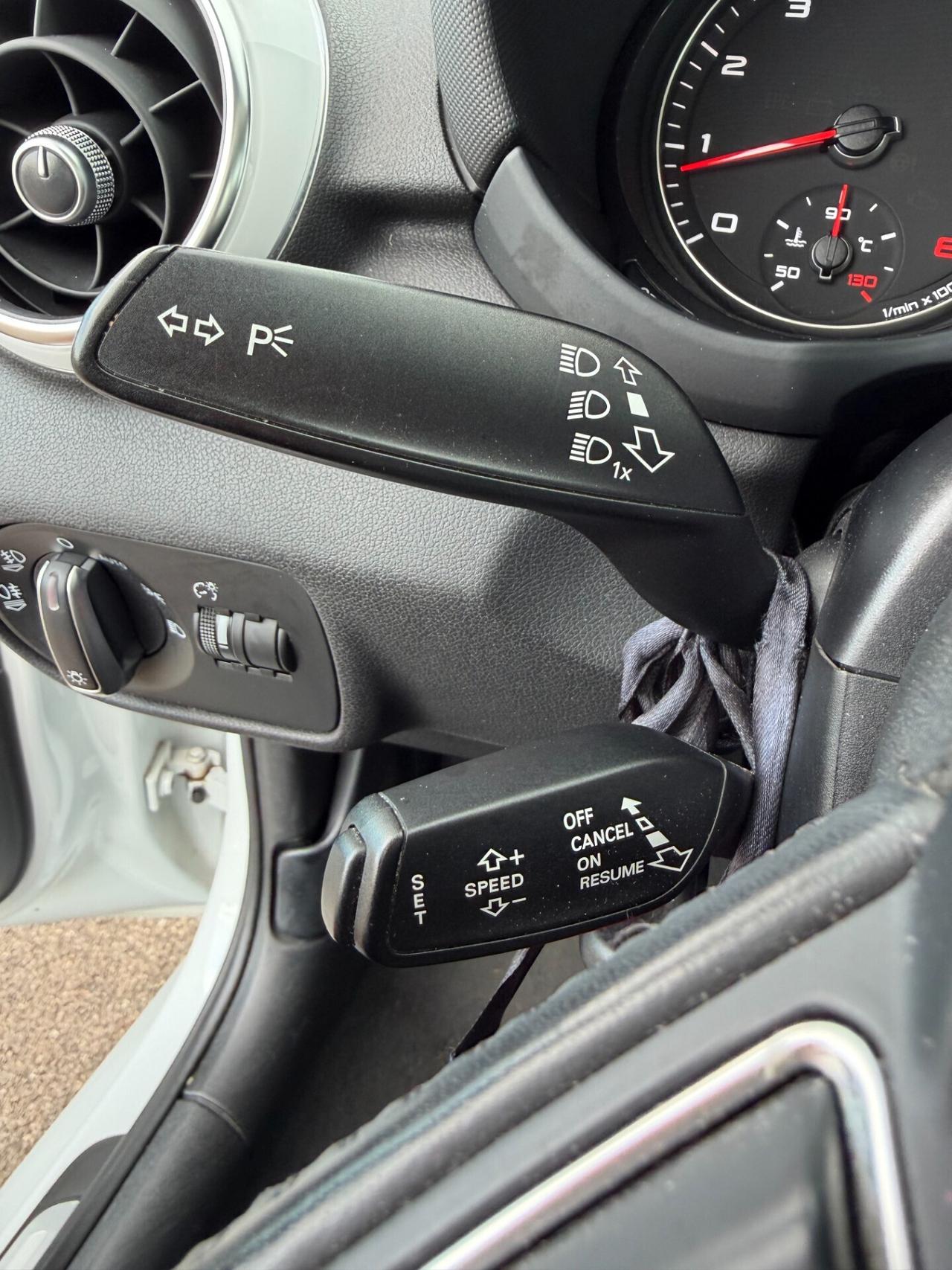 Audi A1 SPB 1.4 TFSI 122cv S tronic*Tetto*Fari