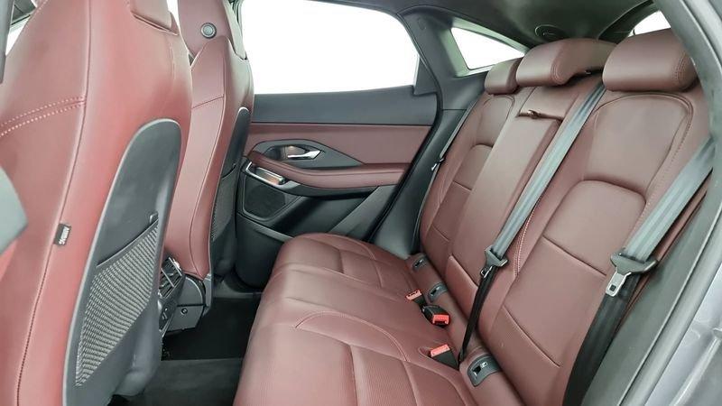 Jaguar E-Pace 2.0D I4 204 CV AWD Auto R-Dynamic S