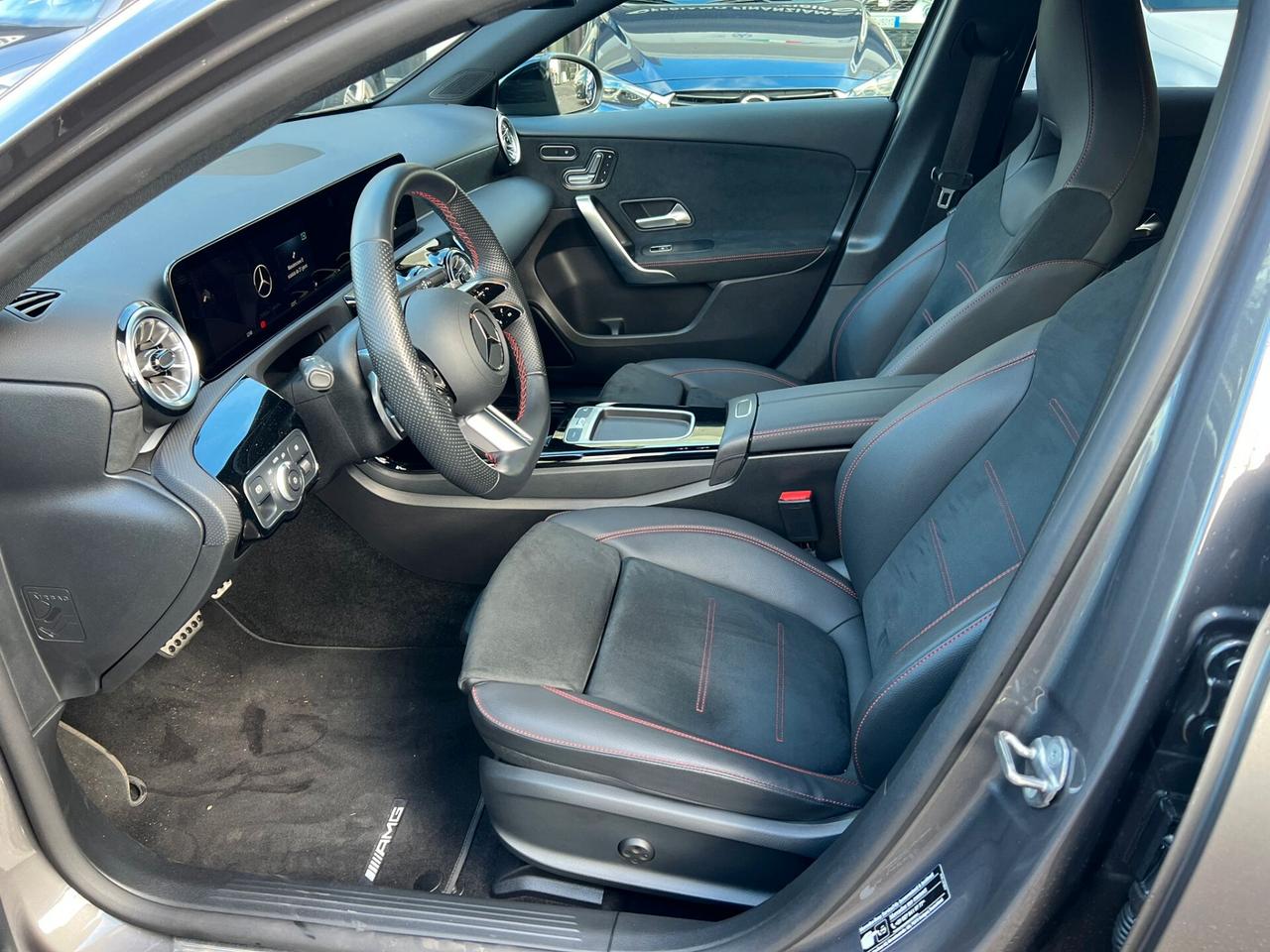 Mercedes-benz A 180 d Automatic AMG Line Premium Plus