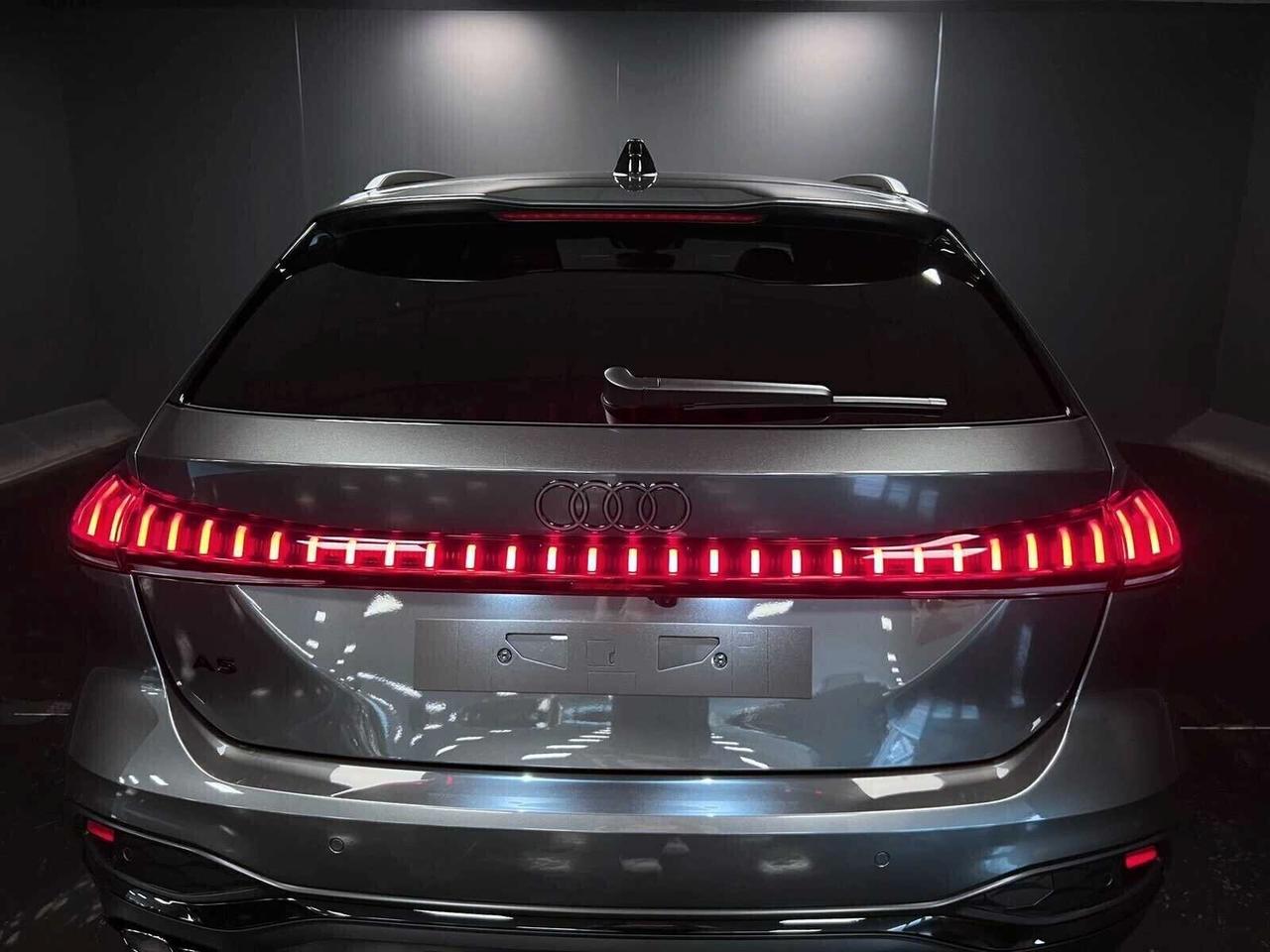 AUDI A5 TDI 204 CV S TRONIC MHEV+ S-LINE KM0