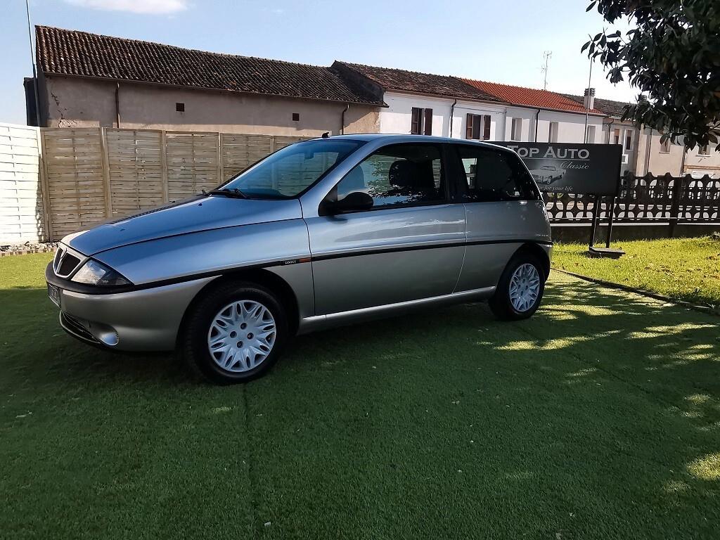 Lancia Y 1.2i cat Elefantino Blu