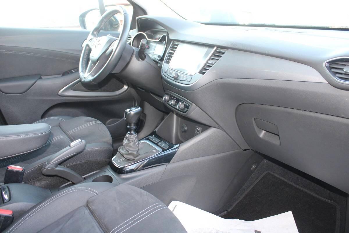Opel Crossland 1.2 Elegance s&s 110cv Con NAVIGATORE