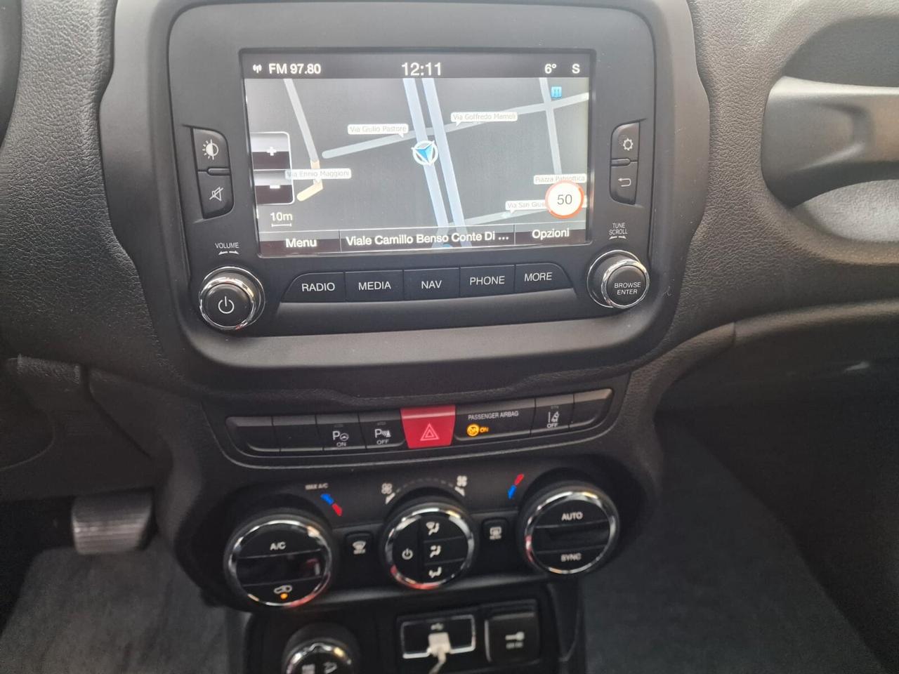 Jeep Renegade 170CV 4WD Trailhawk DISTRIBUZIONE NUOVA