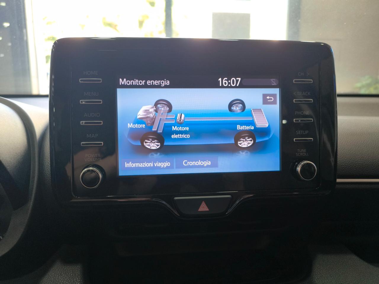 Toyota Yaris 1.5 Hybrid 5 porte Business