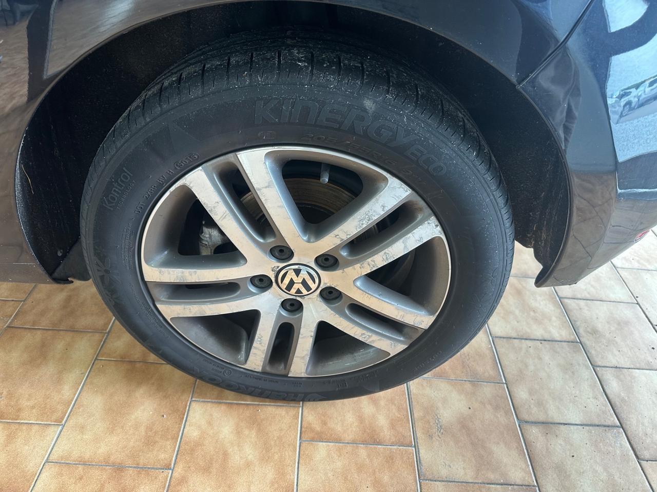 Volkswagen Golf 1.6benz.147.000km