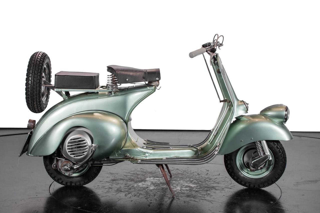 Vespa 125 Bacchetta (1949)