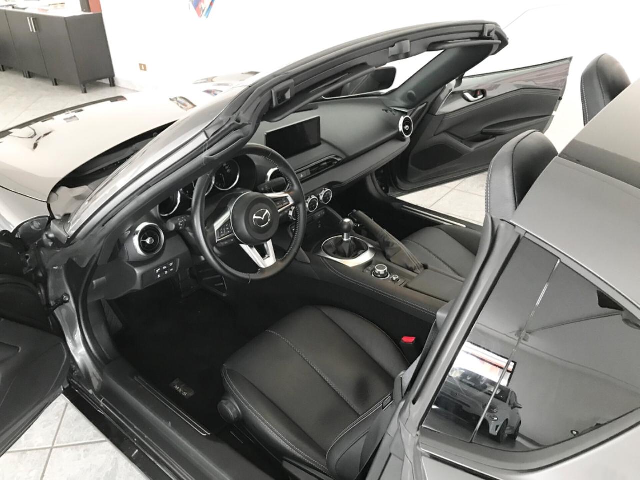 Mazda MX-5 1.5L Skyactiv-G RF Exclusive-Line