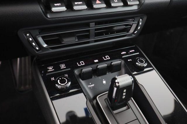 PORSCHE 911 911 Targa 4