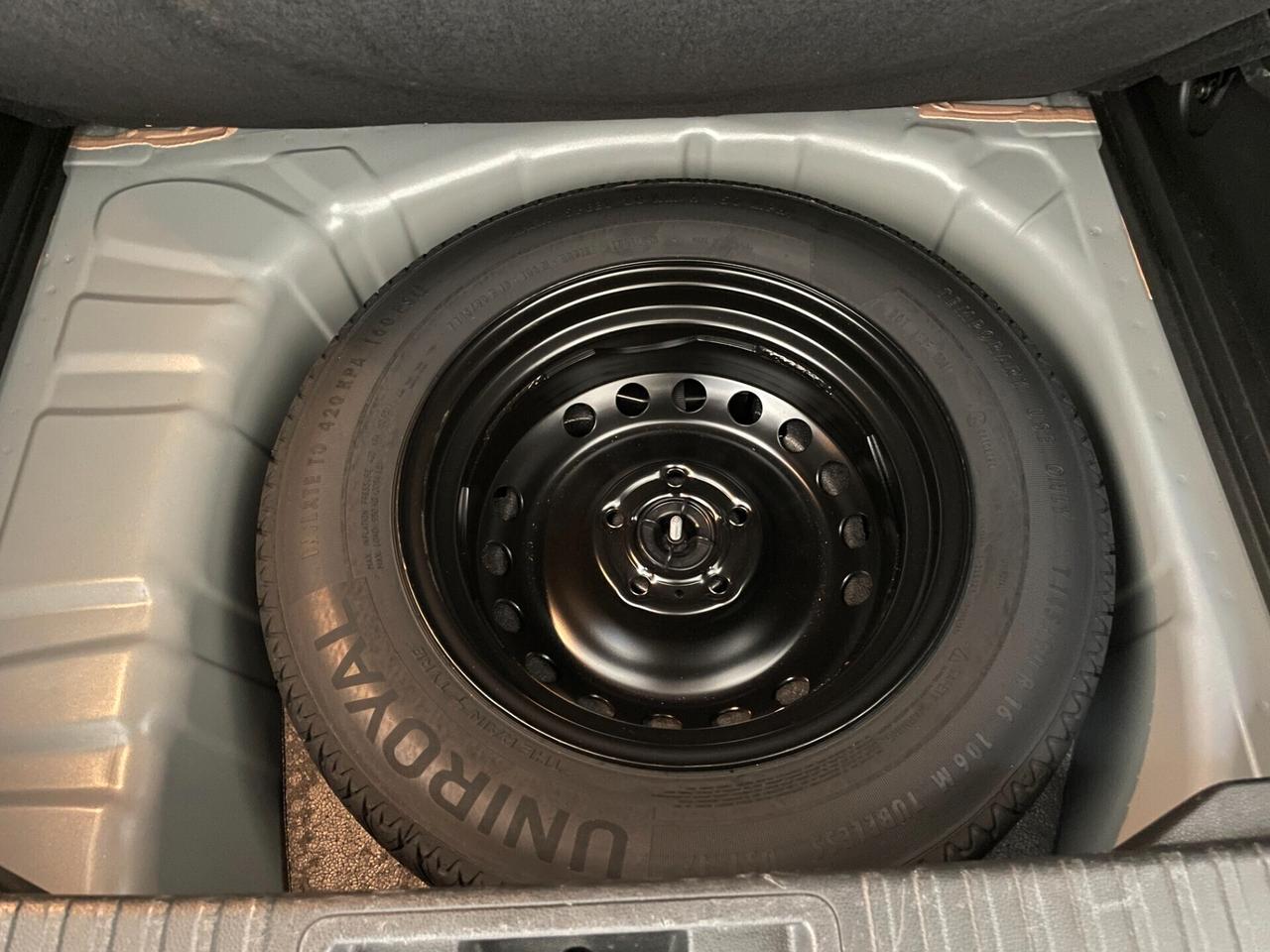 Renault Captur TCe 90 CV Techno Neopatentati 2024