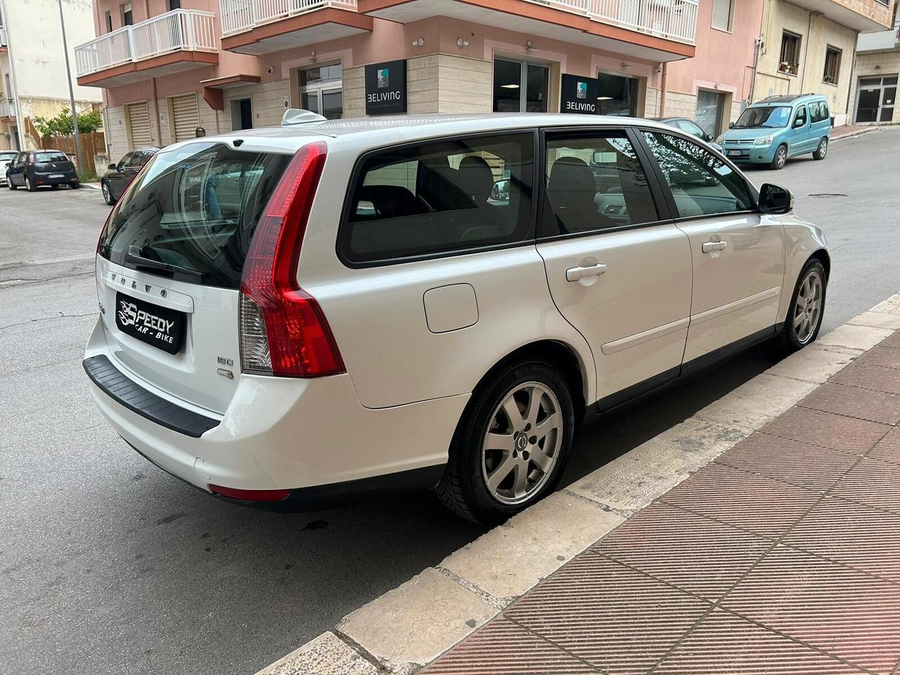 Volvo V50 1.6 D 2010
