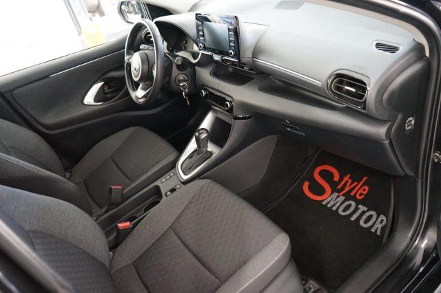 TOYOTA Yaris 1.5 Hybrid 5 porte Business Ufficiale Italia