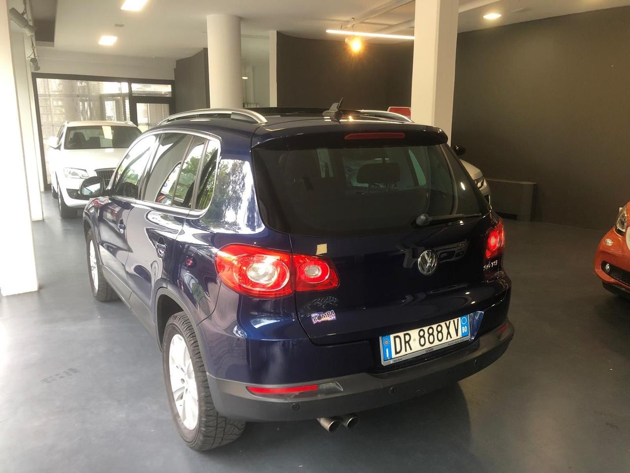 Volkswagen Tiguan 2.0 TSI tiptronic Sport & Style (18°)