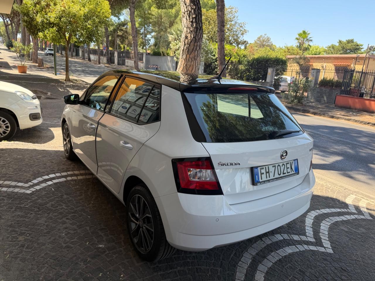 Skoda Fabia 1.0 MPI 60 CV Design Edition