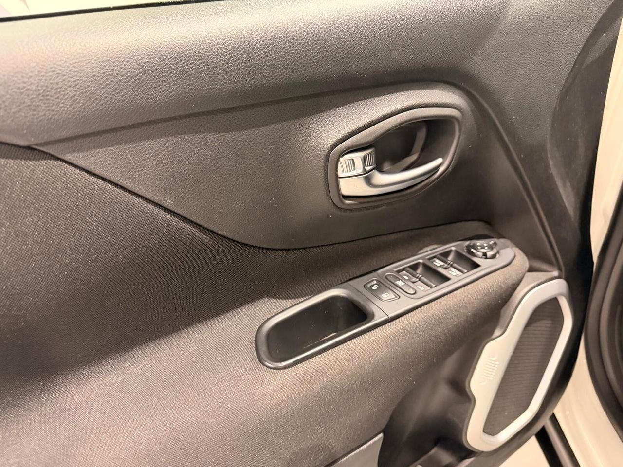 Jeep Renegade 1.6 Mjt 120 CV Longitude