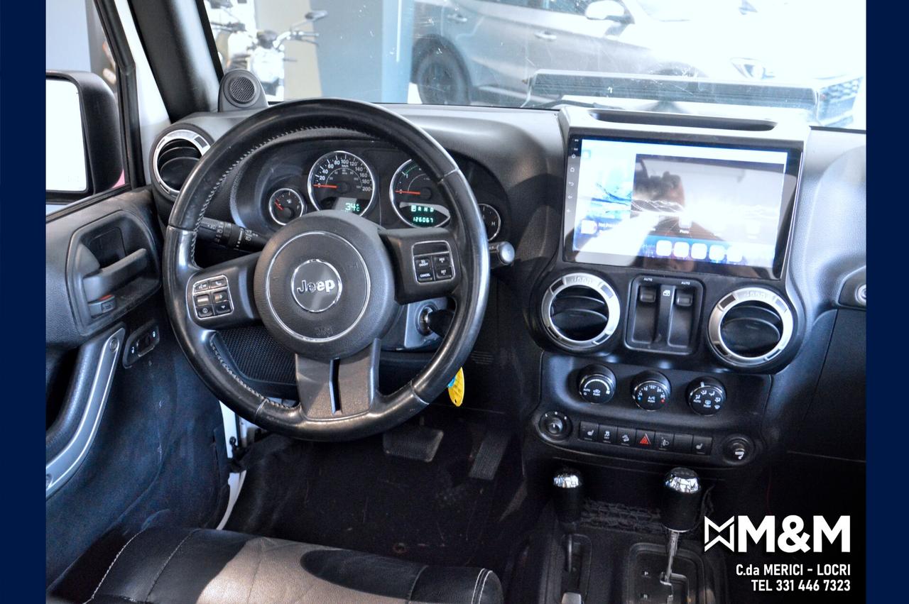 Jeep Wrangler Unlimited 2.8 CRD DPF Sahara Auto