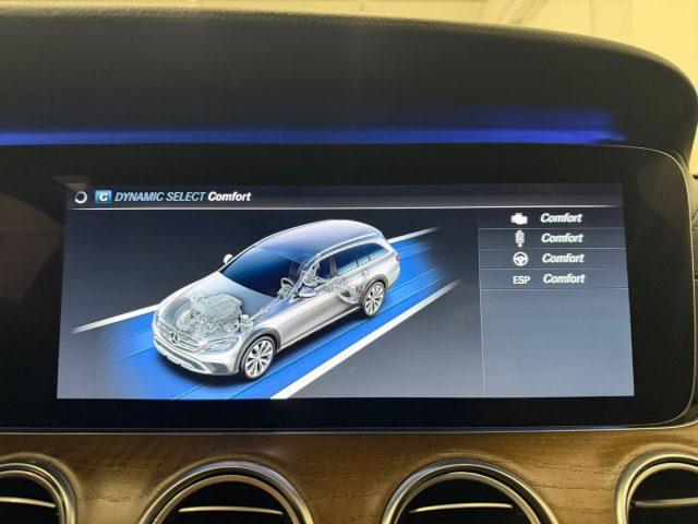 MERCEDES-BENZ E 220 d S.W. 4Matic Auto Premium All-Terrain