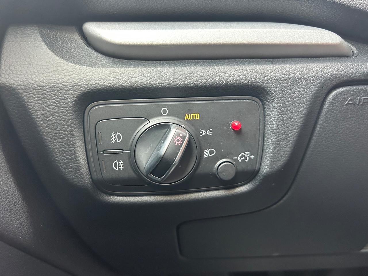 Audi A3 2.0 TDI 150 CV clean diesel quattro edition