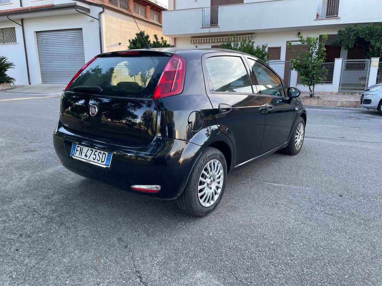 Fiat Punto 1.2 8V 5 porte Street