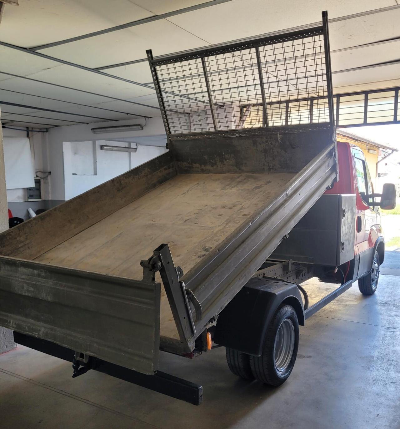 IVECO DAILY RIBALTABILE 35-120 85kW