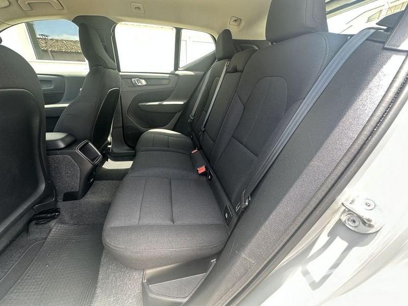 Volvo XC40 T2 automatico Essential