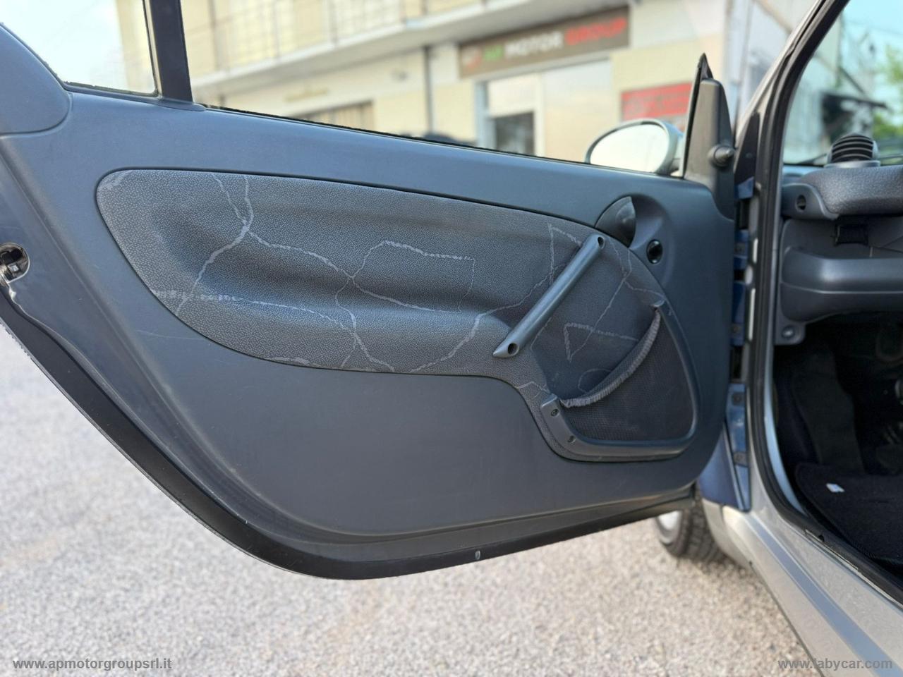 SMART fortwo 700CC coupé grandstyle