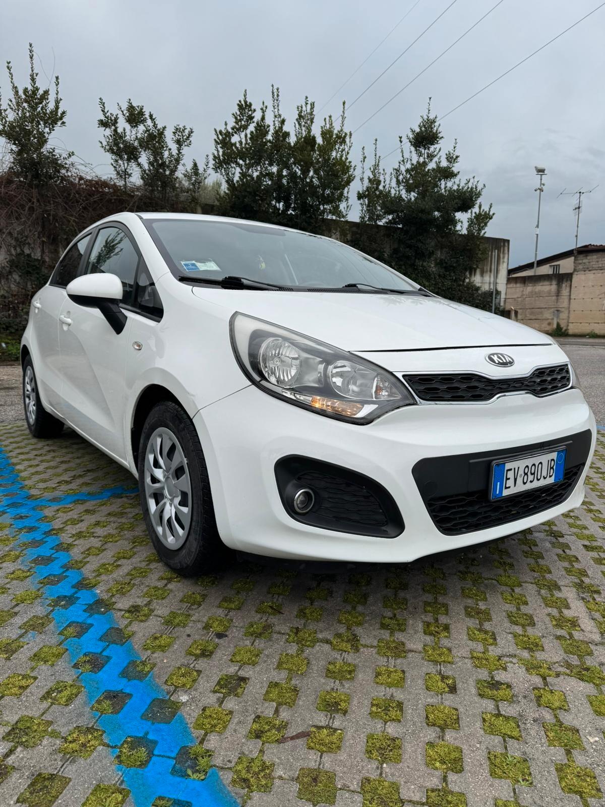 Kia Rio 1.1 CRDi 5p. Active ANNO 2014