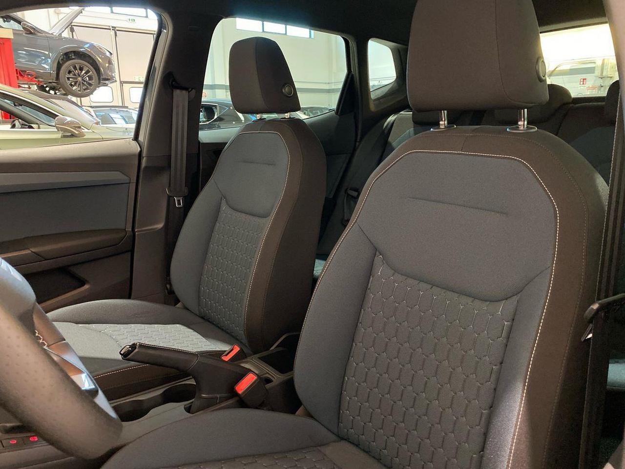 Seat Arona 1.0 ecotsi 95cv black edition