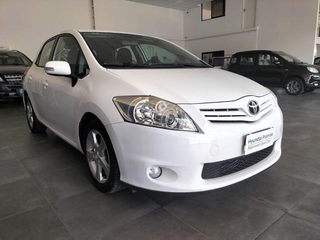 TOYOTA Auris 1.4 D-4D 5 porte