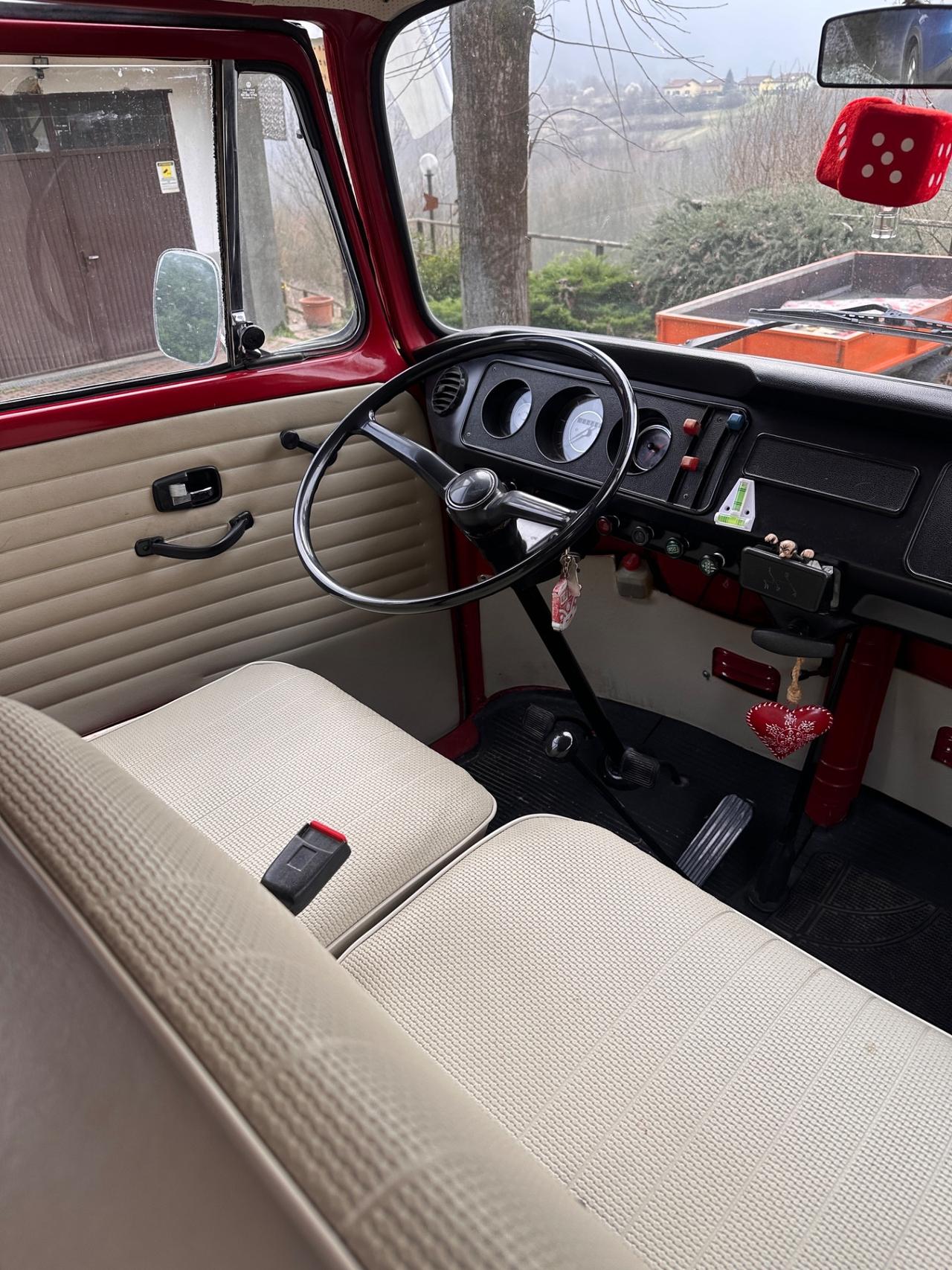 Volkswagen T2 Frecce basse