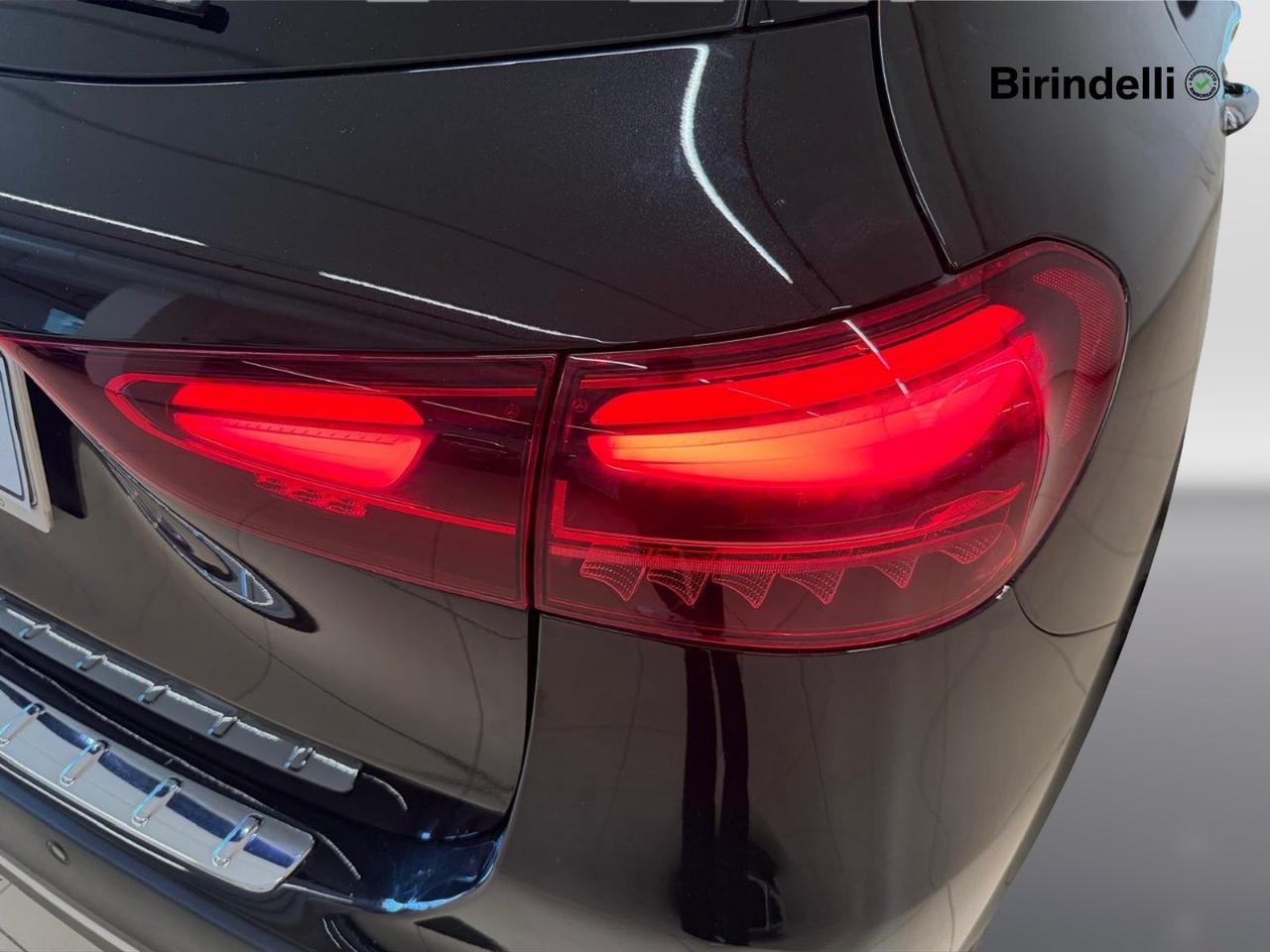 Mercedes-Benz GLA (H247) - GLA 200 d Automatic AMG Line Premium