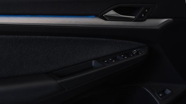 VOLKSWAGEN Golf 1.5 TSI eHybrid DSG 204CV Edition Plus IVA