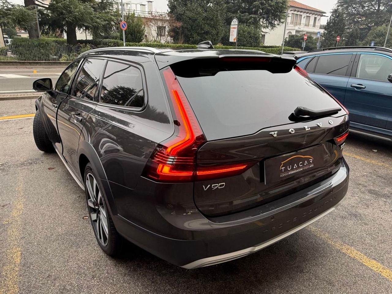 Volvo V90 Business 2.0 #8311