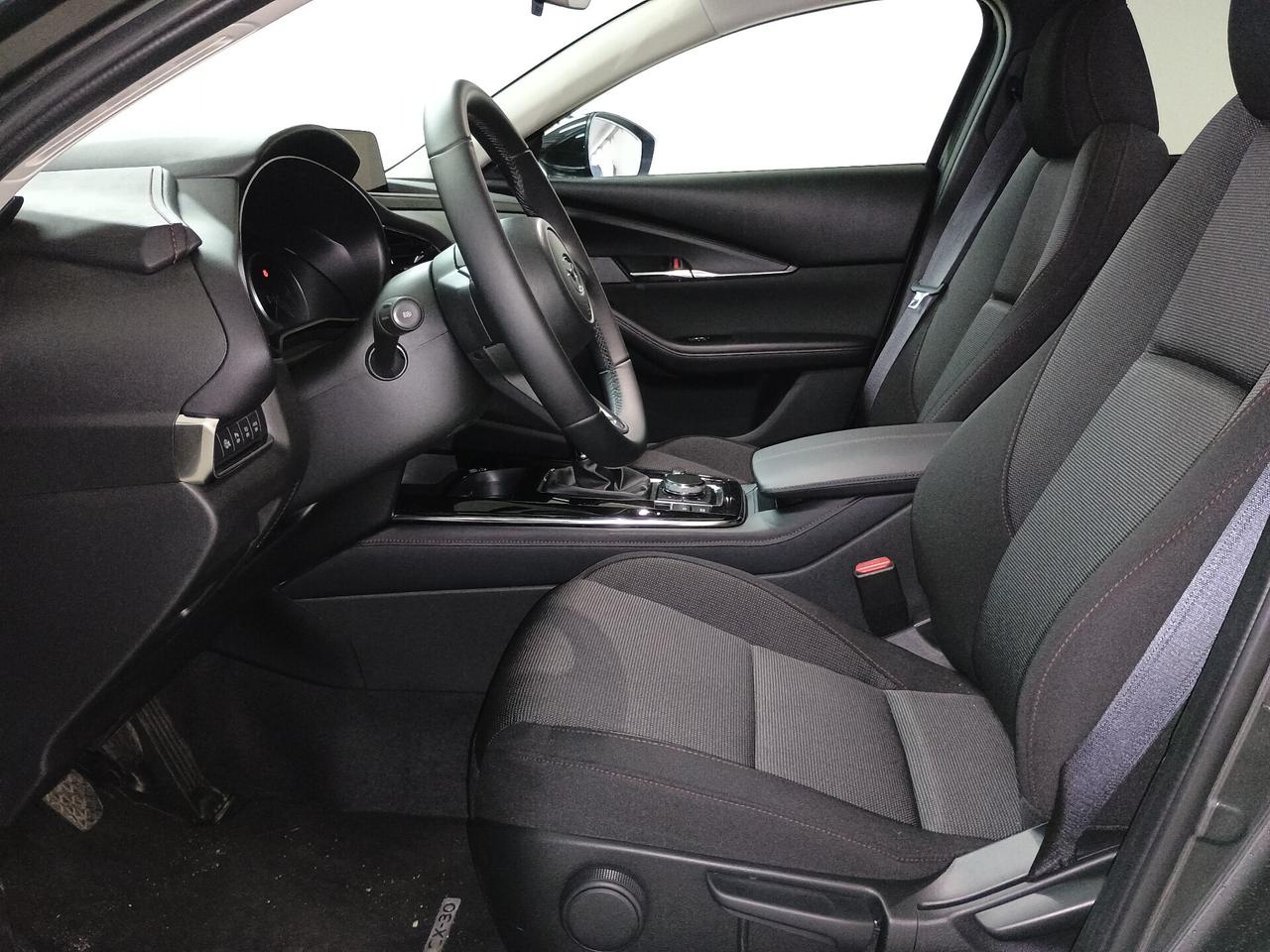 Mazda CX-30 e-Skyactiv-G M Hybrid 2WD Ad'Vantage Prezzo di Listino €. 32.577,00 in Promozione €. 28.800,00