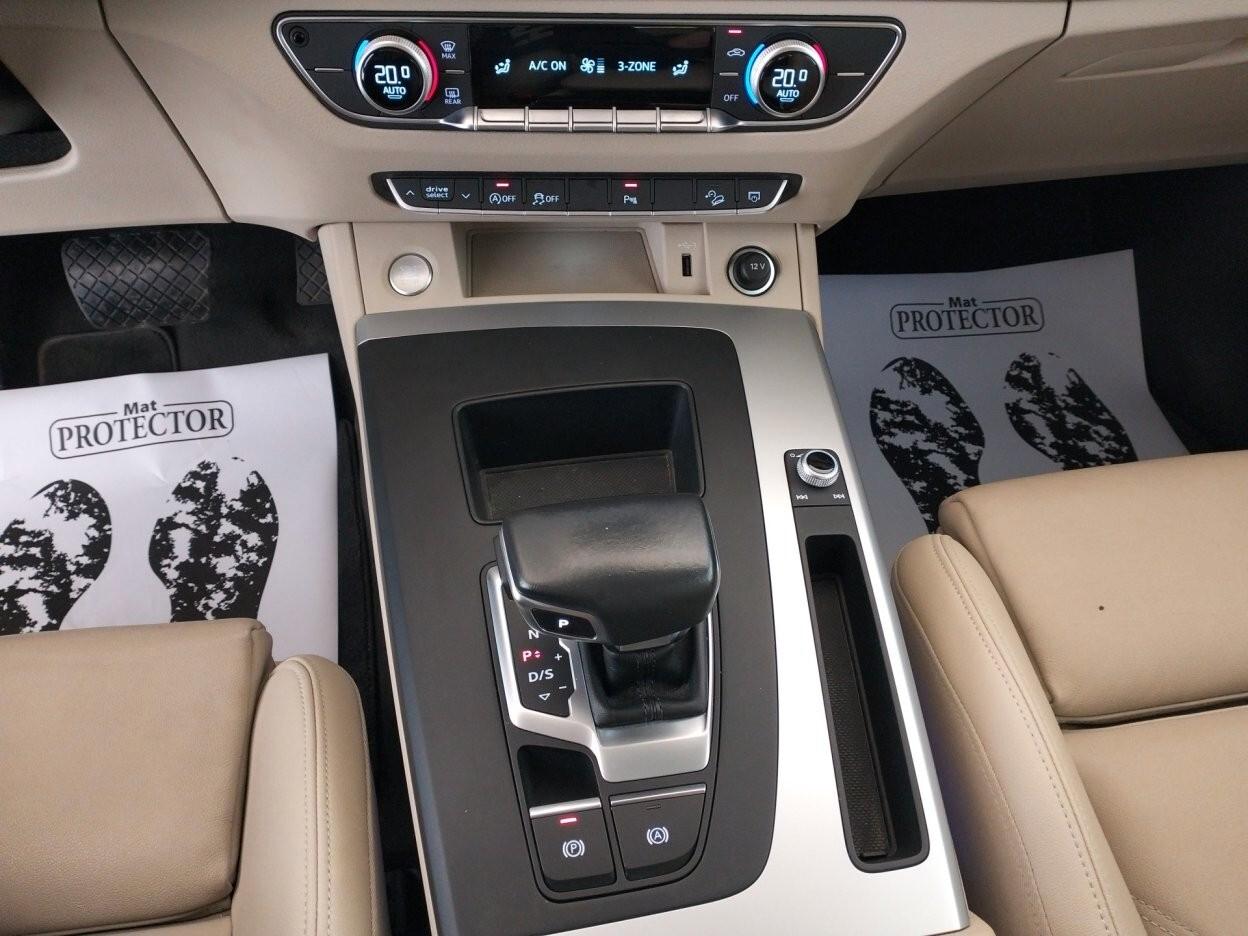 AUDI Q5 Sportback 40 2.0 tdi mhev 12V quattro s-tronic - IVA ESPOSTA