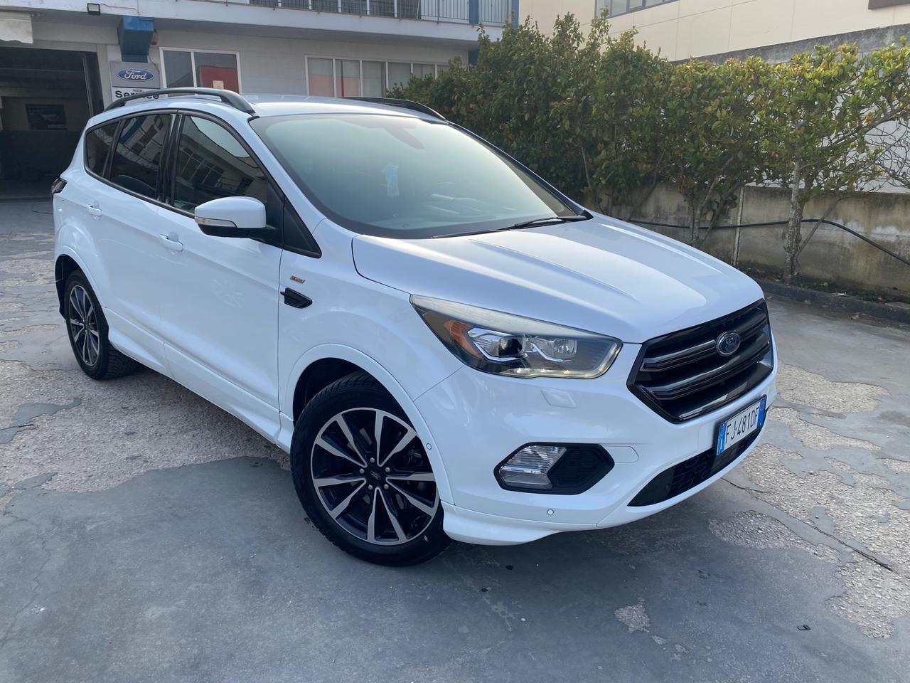 Ford Kuga 1.5 TDCI 120 CV S&S 2WD ST-Line