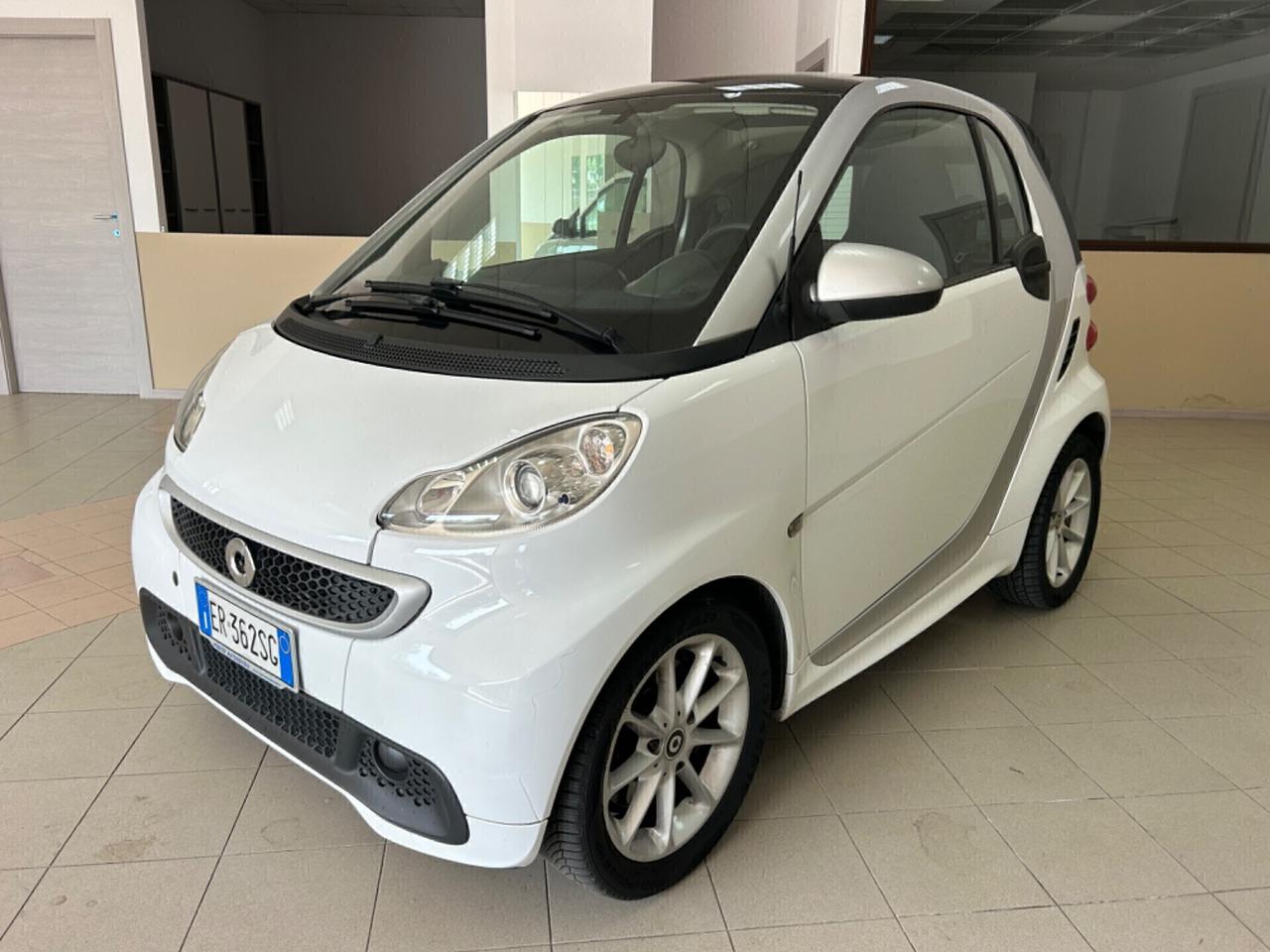 Smart ForTwo 1000 52 kW coupé passion